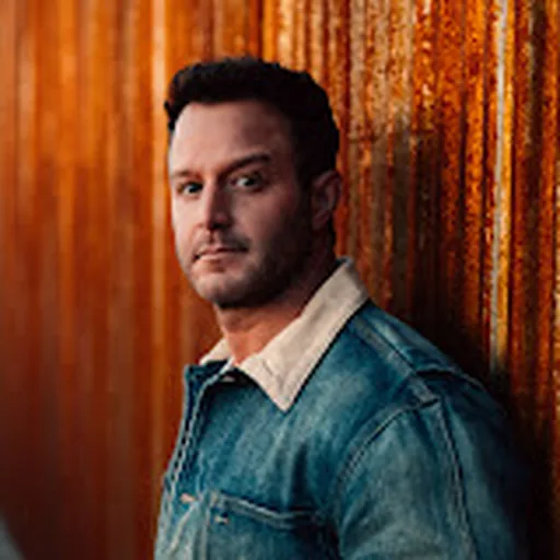 Easton Corbin
