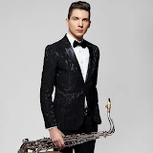 Eli Bennett
