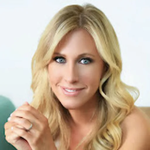 Emily Giffin