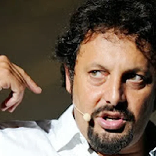 Enrico Brignano
