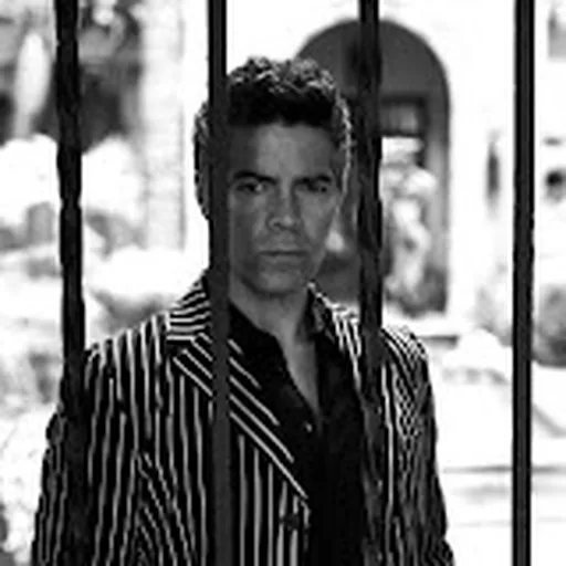 Esai Morales