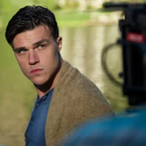 Finn Wittrock
