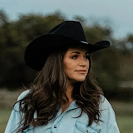 Hannah Ellis