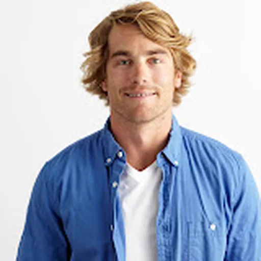Hayden Quinn