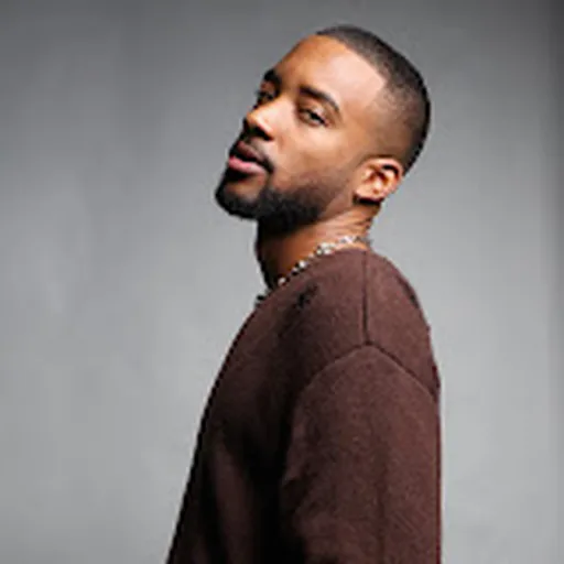 Algee Smith