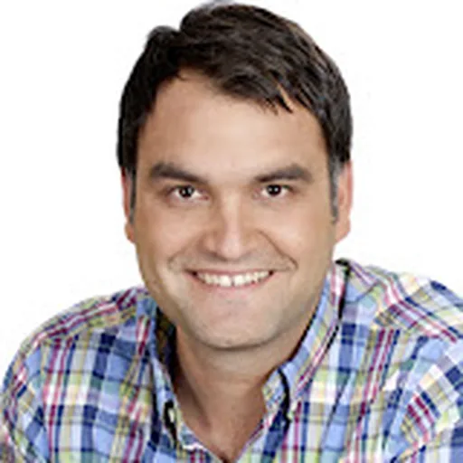 Javier Macaya Danús