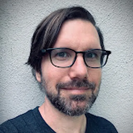 Jon Lajoie