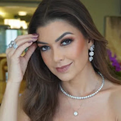 Amanda Françozo