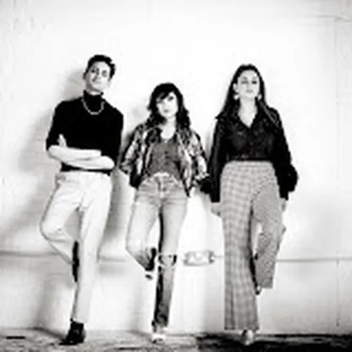 Kitty, Daisy & Lewis