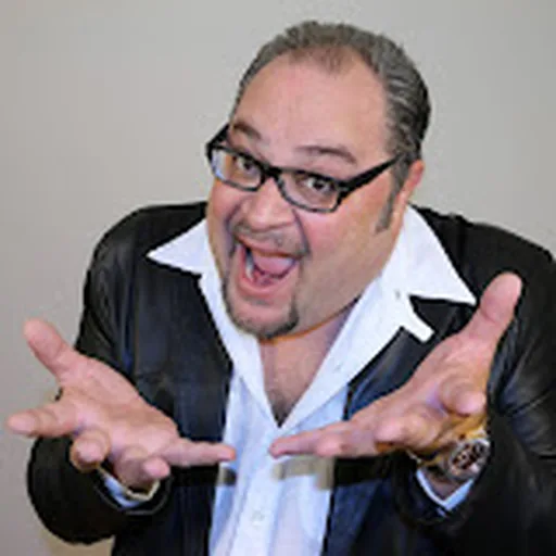 Eduardo Manzano Martínez