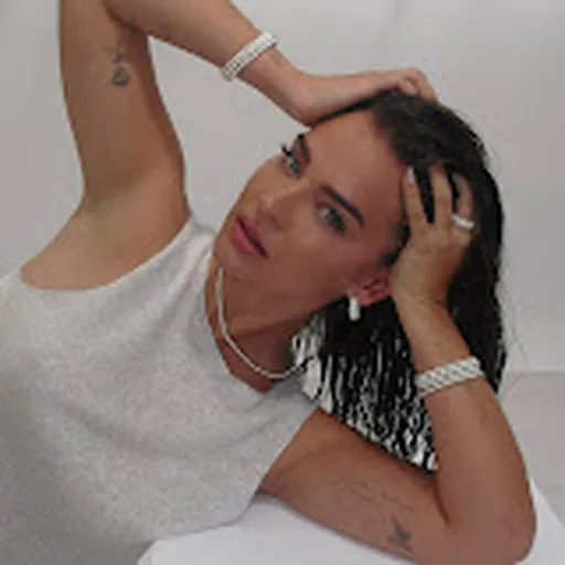 Laura Escanes