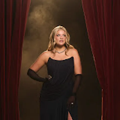 Lauren Alaina