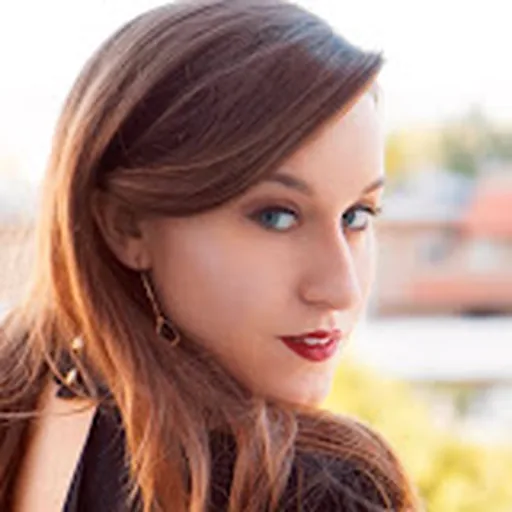 Lauren Jelencovich