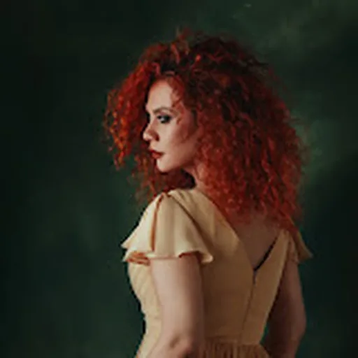 Lena Chamamyan