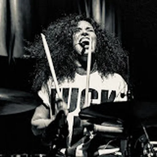 Andrea Álvarez