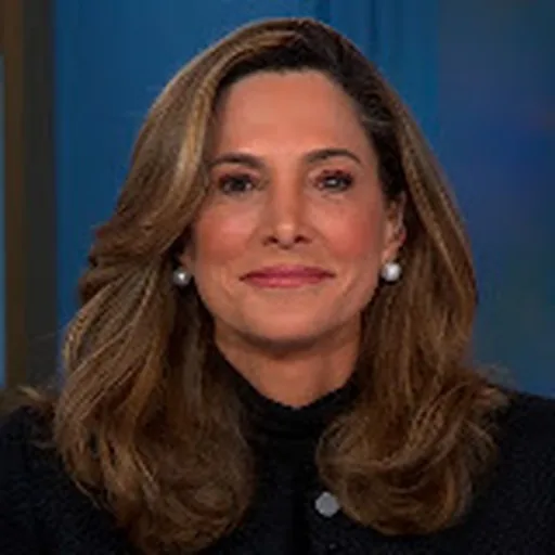 María Elvira Salazar