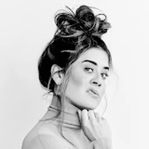 Manon Mathews