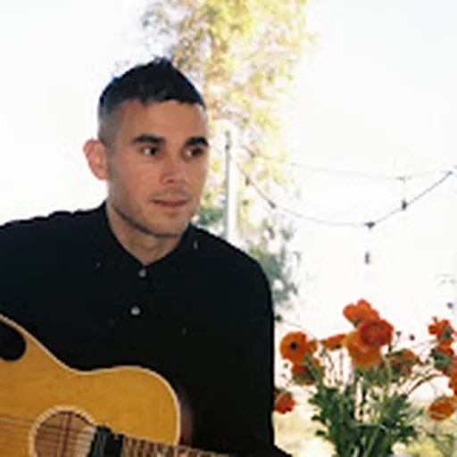 Rostam Batmanglij