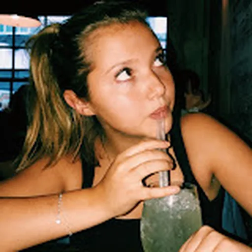 Mia McKenna-Bruce
