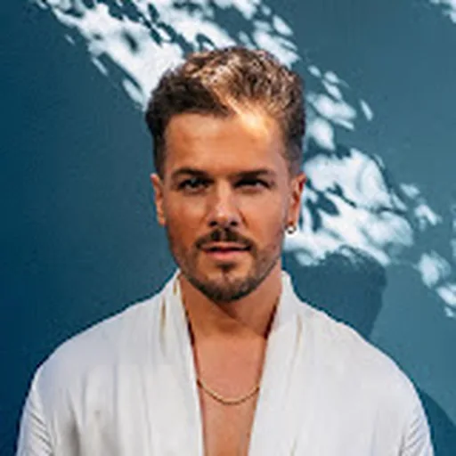 Mickael Carreira