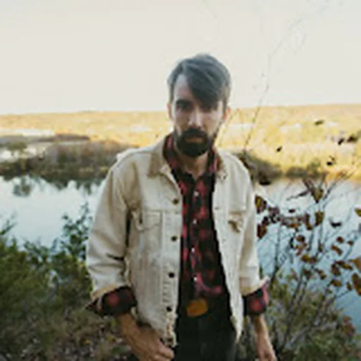 Mo Pitney
