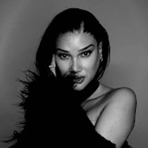 Nomi Ruiz