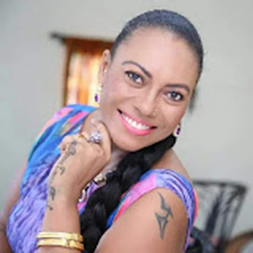 Pascaline Edwards