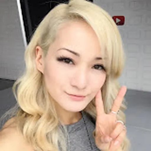 Reina Scully