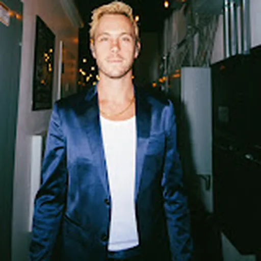 Riker Lynch