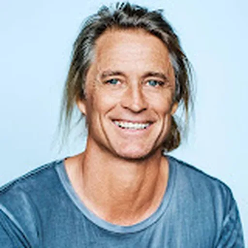 Russell James
