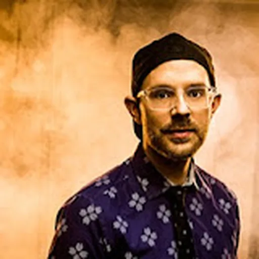 Ryan Scott Oliver