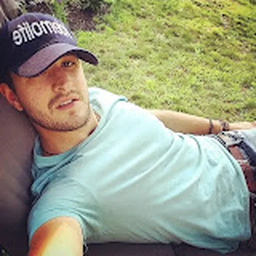 Scotty James