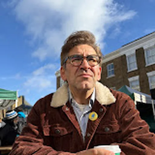 Simon Ostrovsky