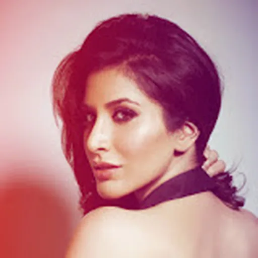 Sophie Choudry