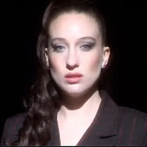Sophie Lowe