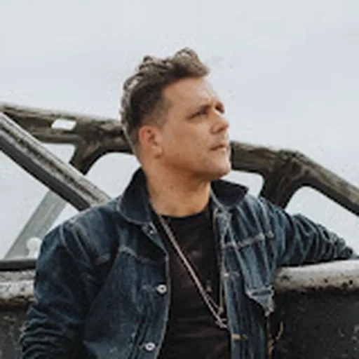 George Stroumboulopoulos