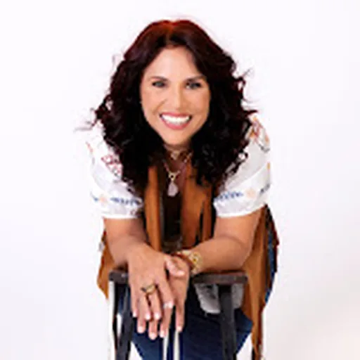 Aymara Lorenzo