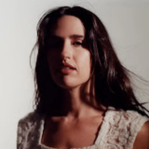 Rozzi Crane