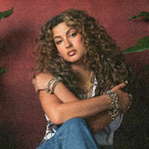 Tori Kelly