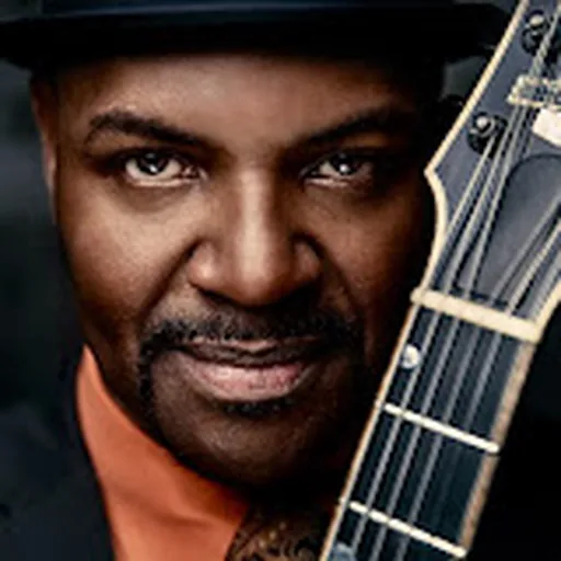 Bobby Broom