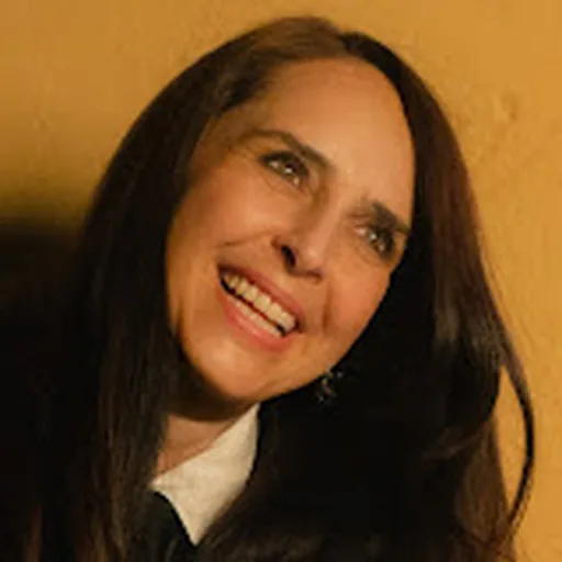 Irán Castillo