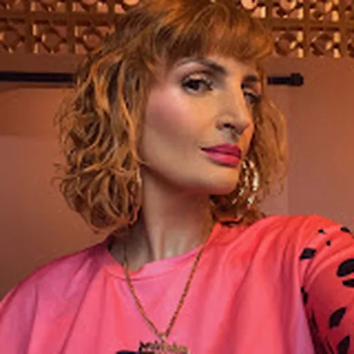 Clarah Averbuck