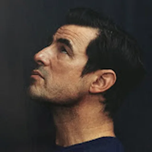 Claes Bang