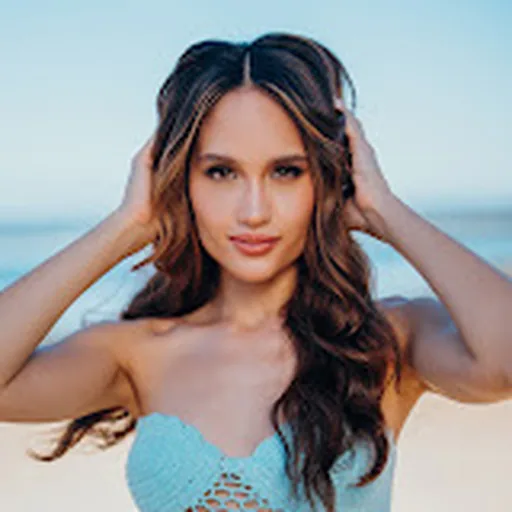 Cinta Laura