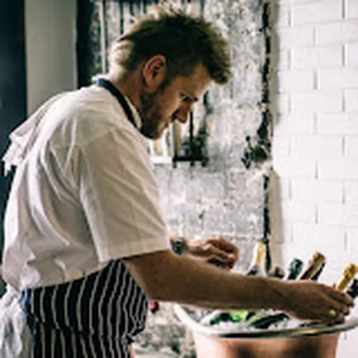 Curtis Stone