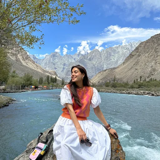 Iqra Aziz