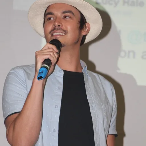 Tyler Blackburn