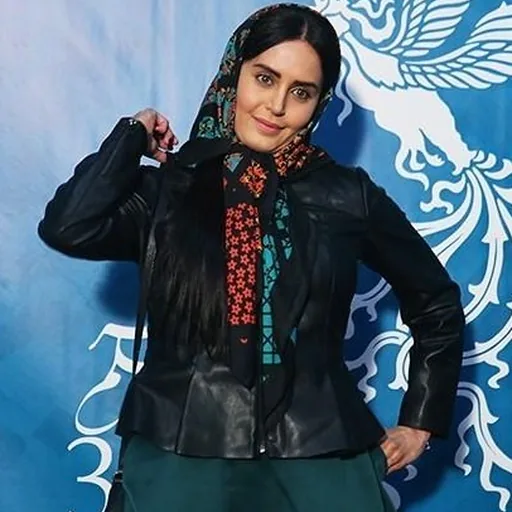 Elnaz Shakerdoost