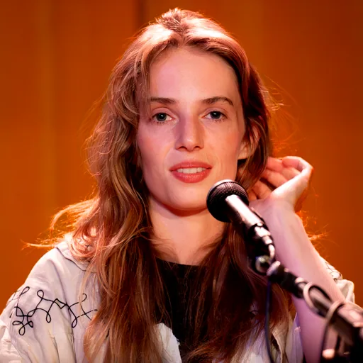 Maya Hawke