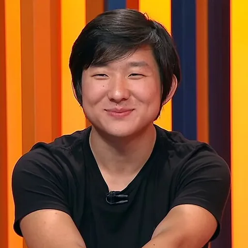 Pyong Lee
